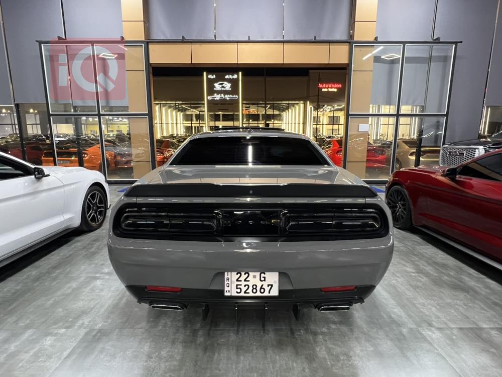Dodge Challenger